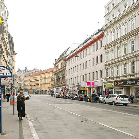 Backpacker Apartment Naschmarkt Wien Exteriör bild